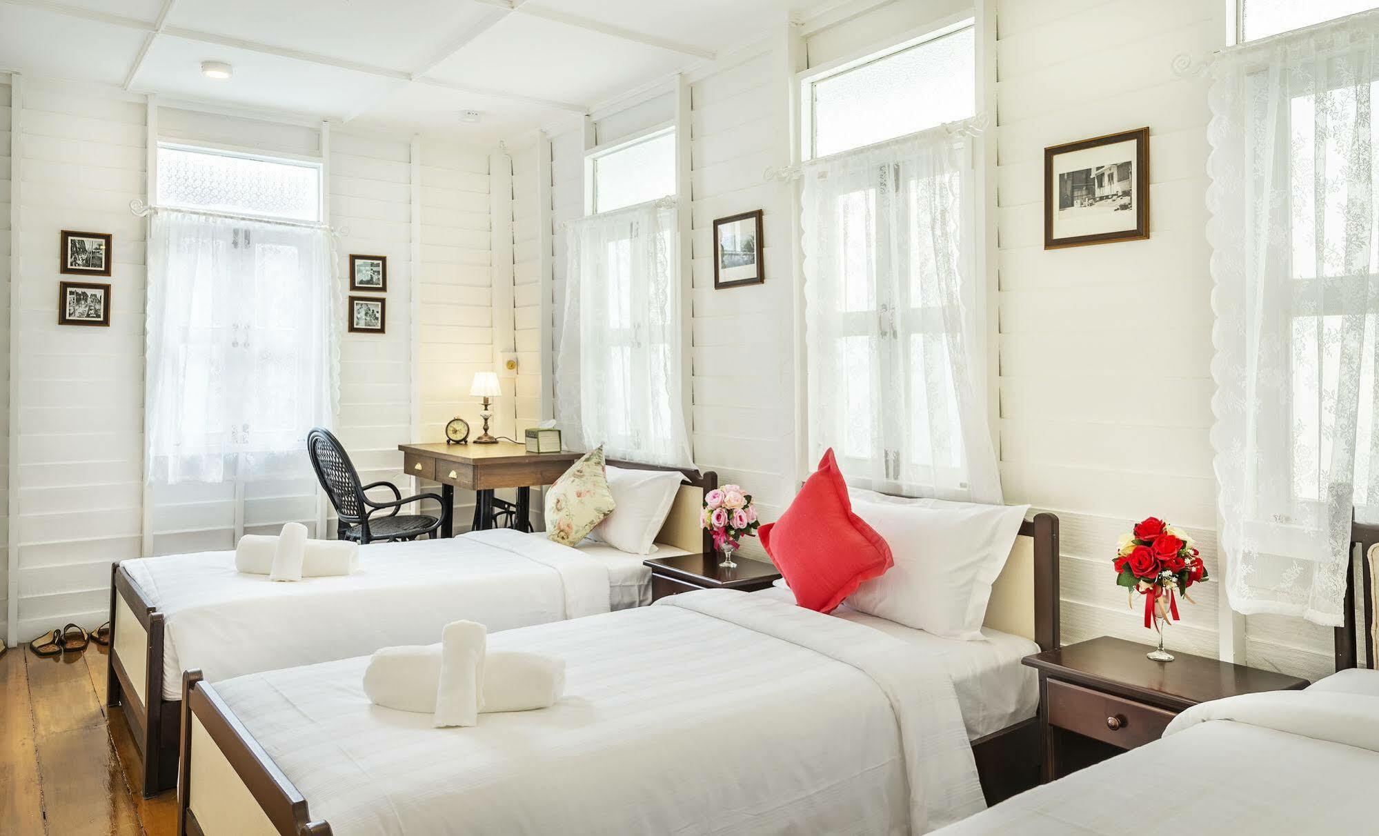 Baankachitpan Bangkok Hotel Екстер'єр фото